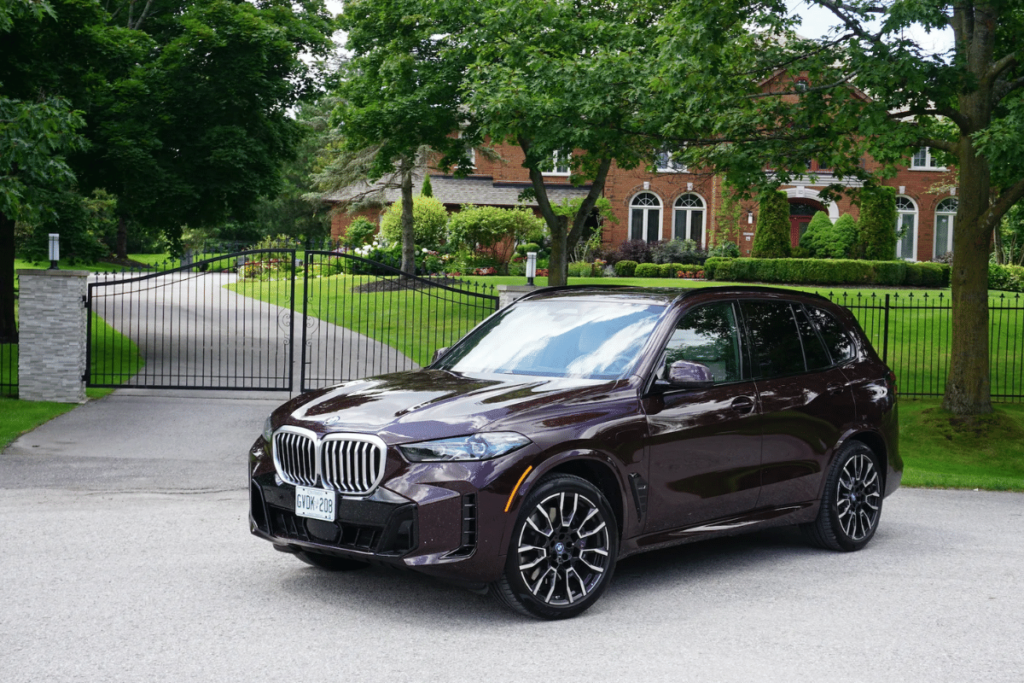 2025 BMW X5 50e