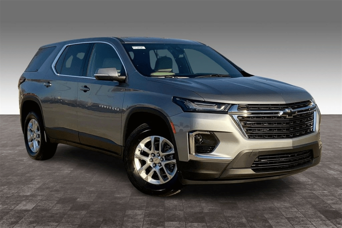 2024 Chevrolet Traverse Hybrid Price, Mileage, Specs, And Images