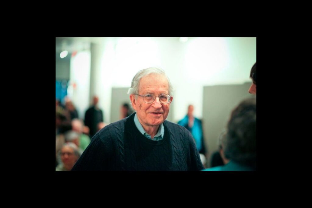 Noam Chomsky Death